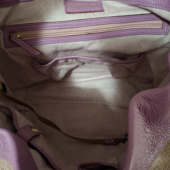 Dooney & Bourke Logo Lock Hobo Shoulder Bag in Lilac & Keychain EUC - Picture 8 of 11